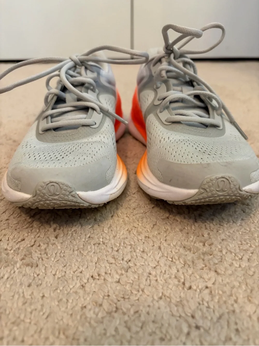 Lululemon BlissFeel Run Women's Sz 5.5 Vapor Grey/Highlight Orange Running Shoes